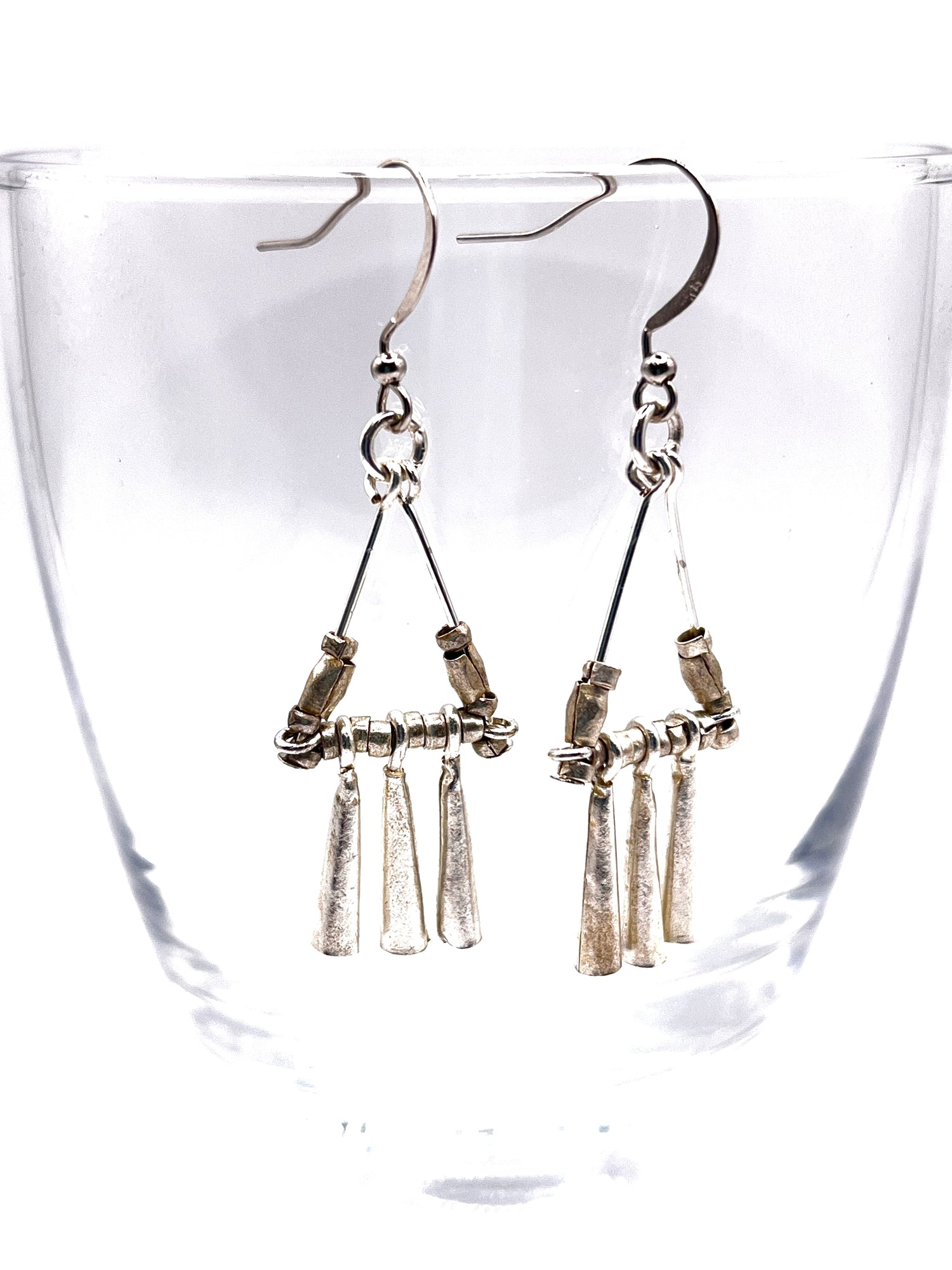 Site Earrings (2 Colors)
