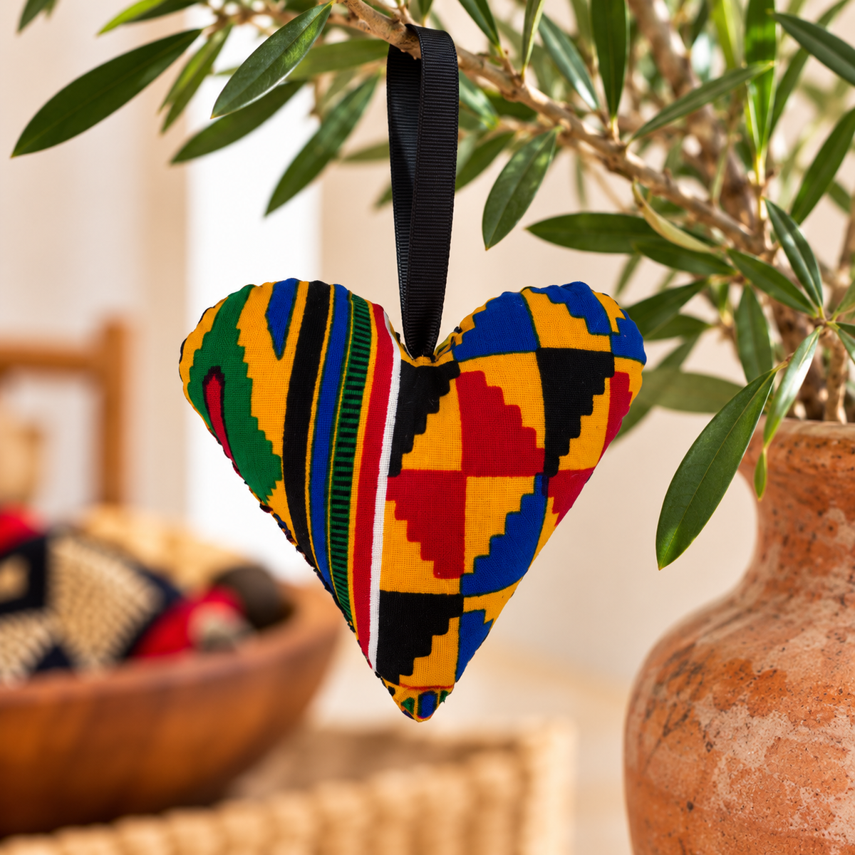 Omutima Heart Ornament