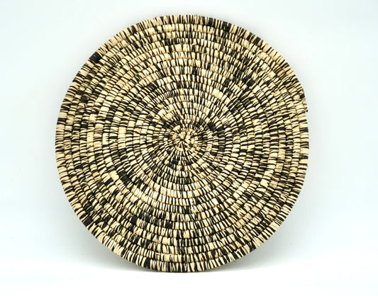 Intertwined Zebra Trivet