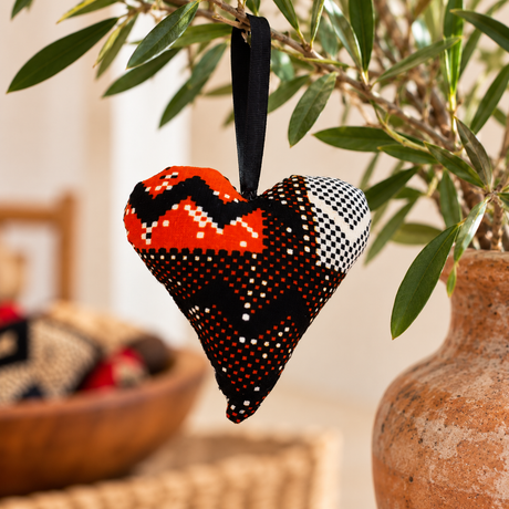 Omutima Heart Ornament